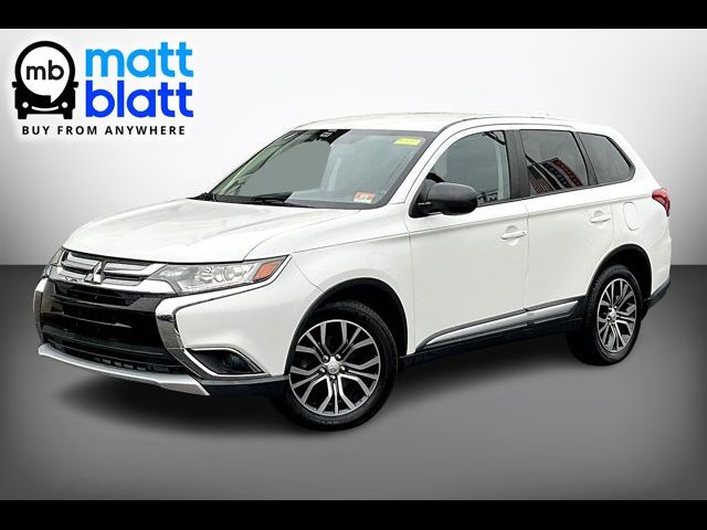 2017 Mitsubishi Outlander ES