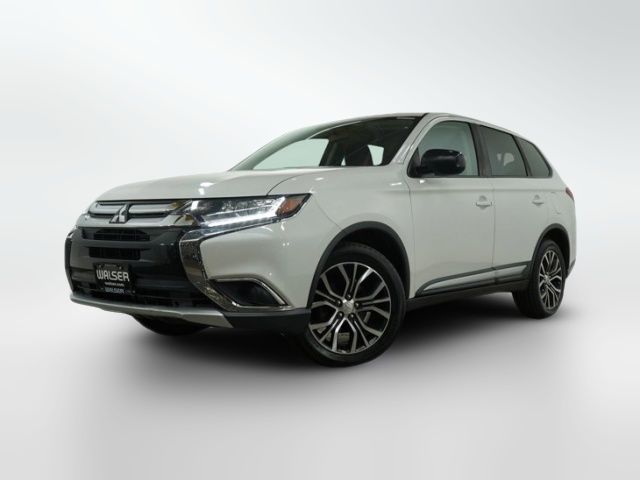 2017 Mitsubishi Outlander ES
