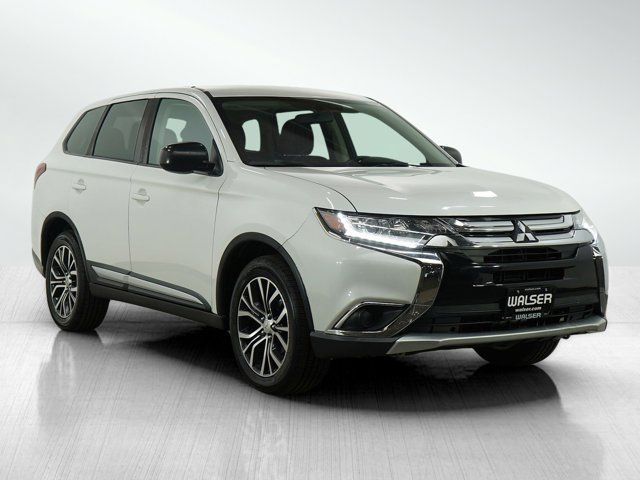2017 Mitsubishi Outlander ES