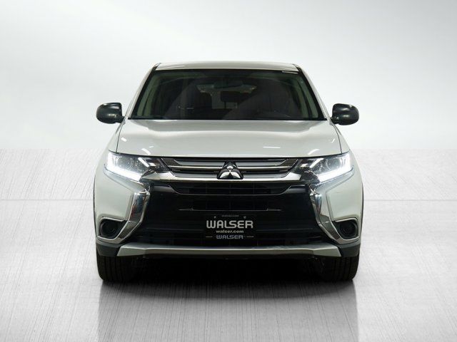 2017 Mitsubishi Outlander ES