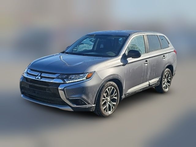 2017 Mitsubishi Outlander ES