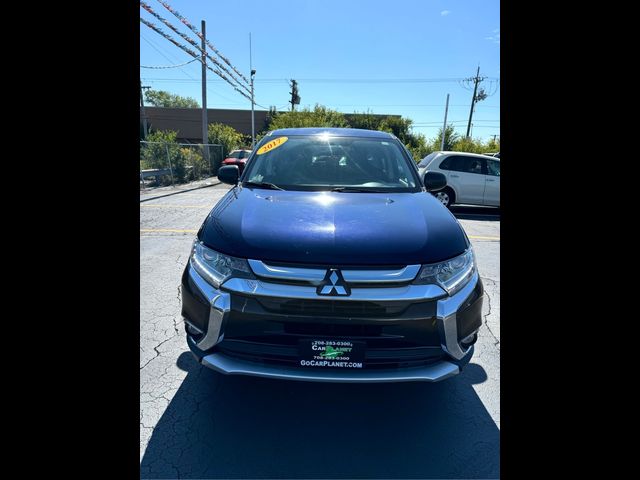 2017 Mitsubishi Outlander ES