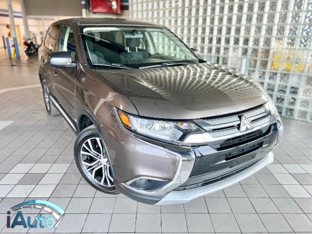 2017 Mitsubishi Outlander ES