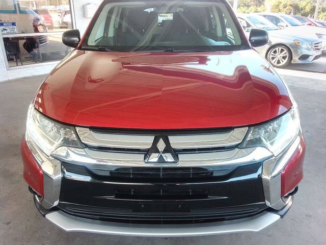 2017 Mitsubishi Outlander ES