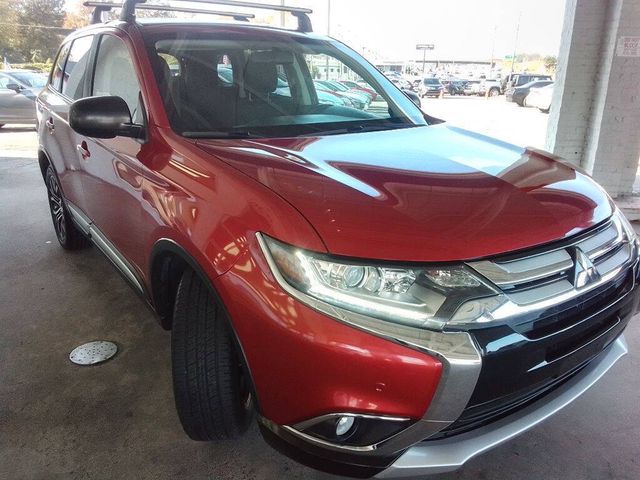 2017 Mitsubishi Outlander ES