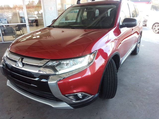 2017 Mitsubishi Outlander ES