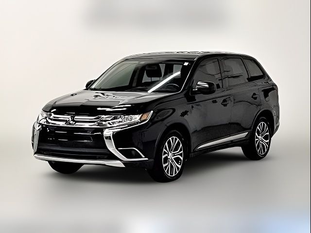 2017 Mitsubishi Outlander ES