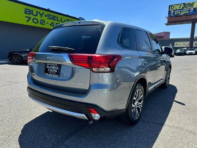 2017 Mitsubishi Outlander ES