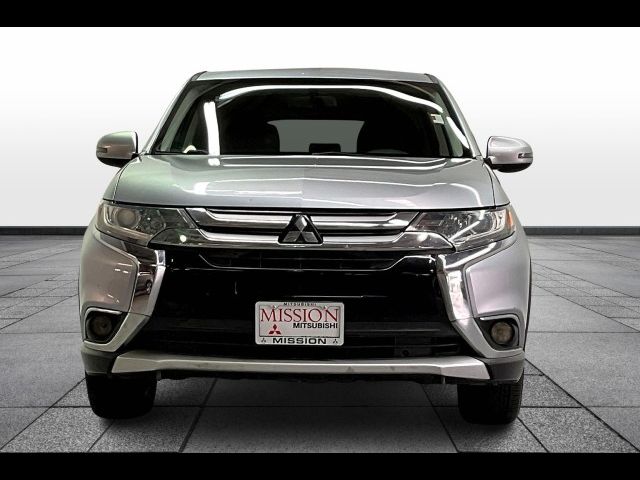 2017 Mitsubishi Outlander SE