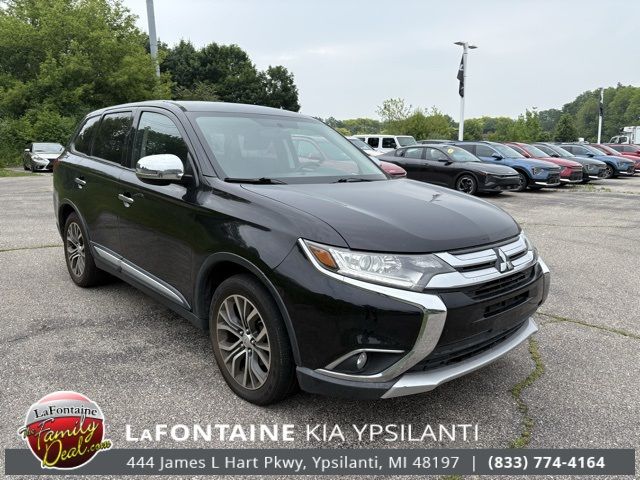 2017 Mitsubishi Outlander SE