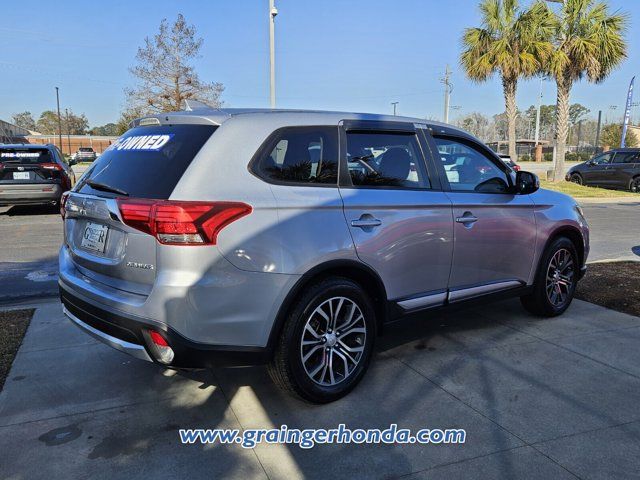 2017 Mitsubishi Outlander SE