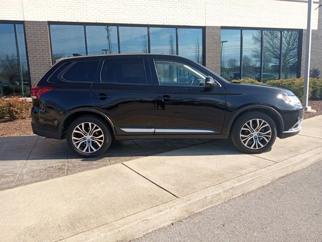 2017 Mitsubishi Outlander SE