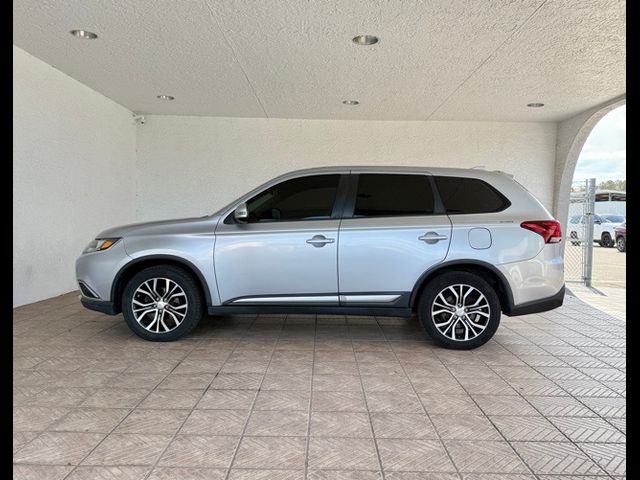 2017 Mitsubishi Outlander SE