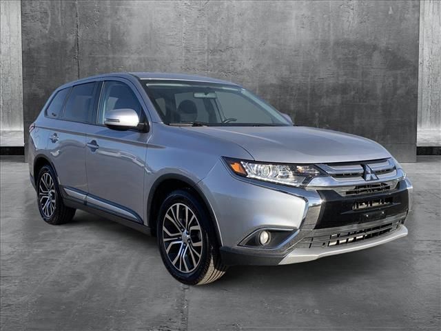 2017 Mitsubishi Outlander SE