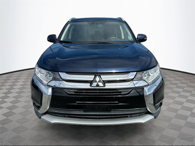 2017 Mitsubishi Outlander SE