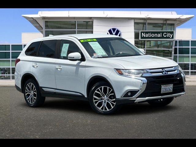 2017 Mitsubishi Outlander SE