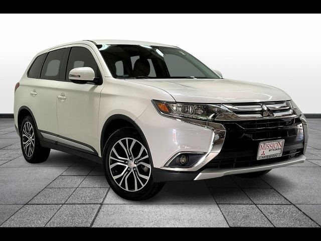 2017 Mitsubishi Outlander SE