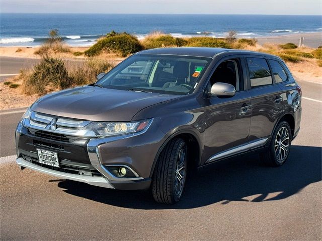 2017 Mitsubishi Outlander SE