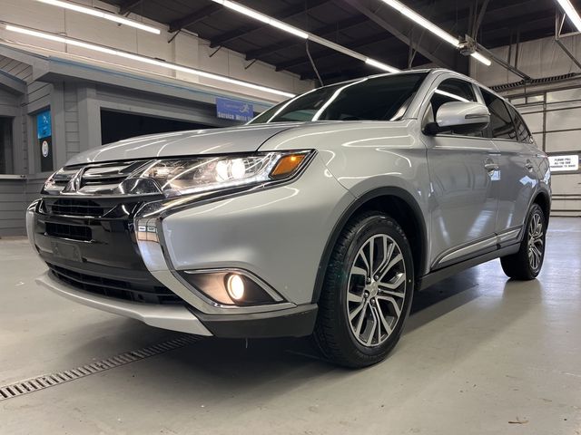 2017 Mitsubishi Outlander SE