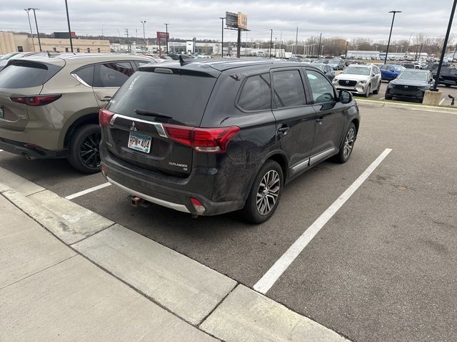 2017 Mitsubishi Outlander SE