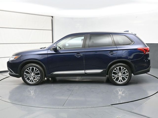 2017 Mitsubishi Outlander SE