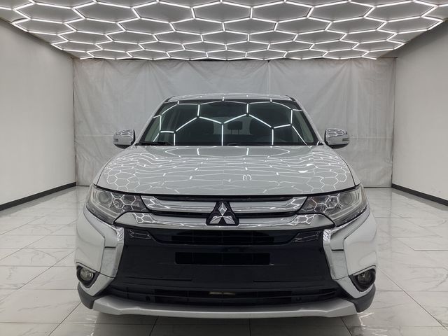 2017 Mitsubishi Outlander SE