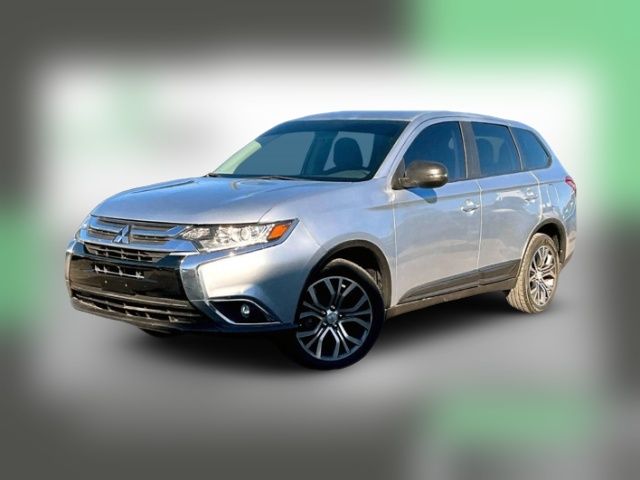 2017 Mitsubishi Outlander SE