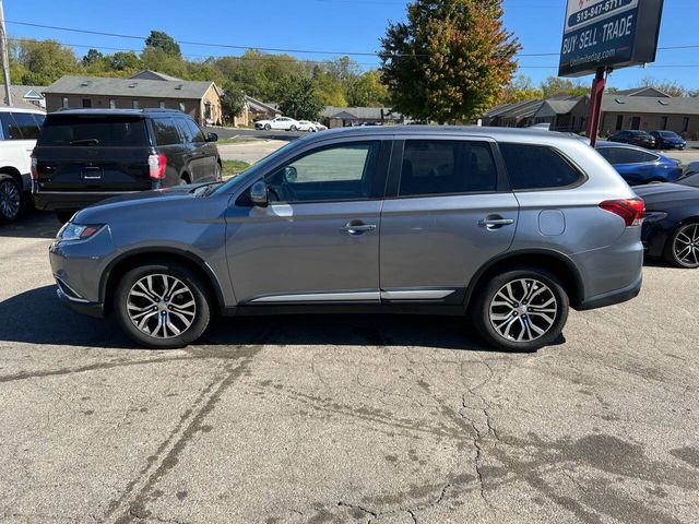 2017 Mitsubishi Outlander SE