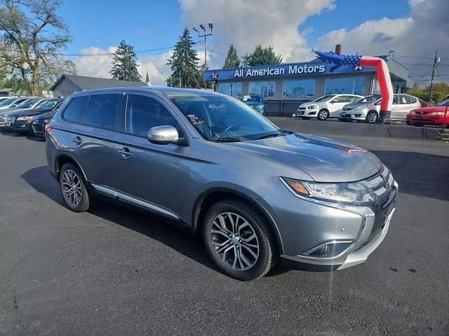 2017 Mitsubishi Outlander SE