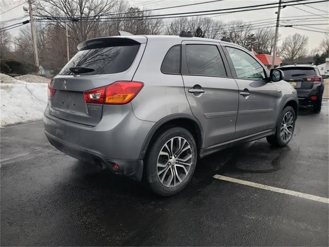 2017 Mitsubishi Outlander Sport ES 2.0