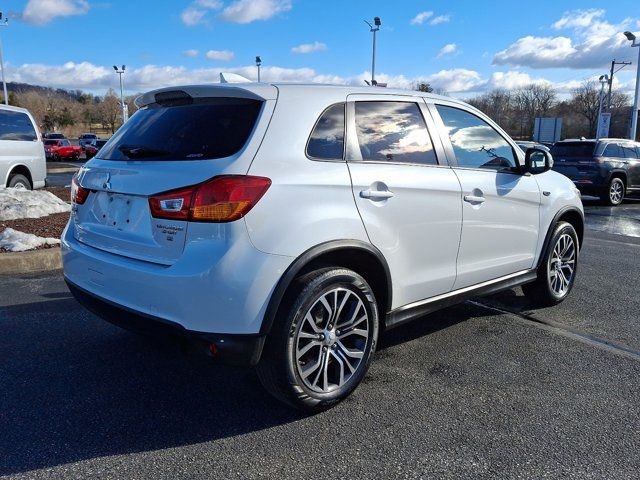 2017 Mitsubishi Outlander Sport SE 2.4