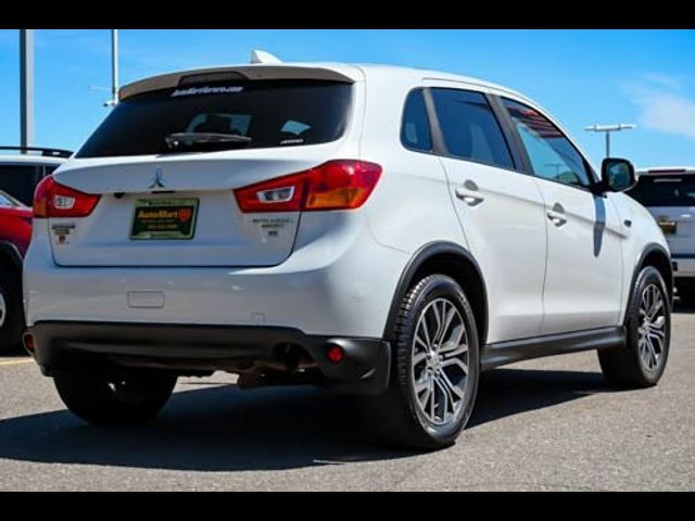 2017 Mitsubishi Outlander Sport SE 2.4