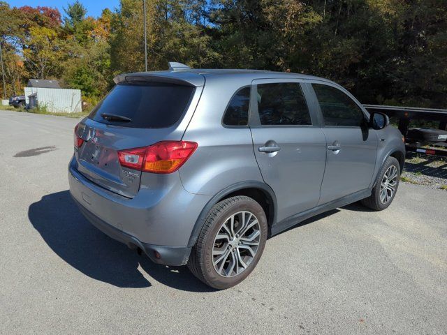 2017 Mitsubishi Outlander Sport SE 2.4