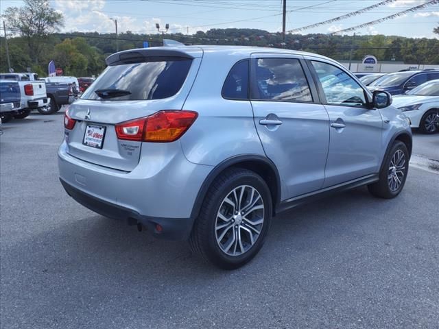 2017 Mitsubishi Outlander Sport SE 2.4