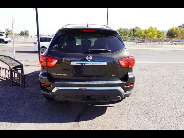 2017 Nissan Pathfinder SL