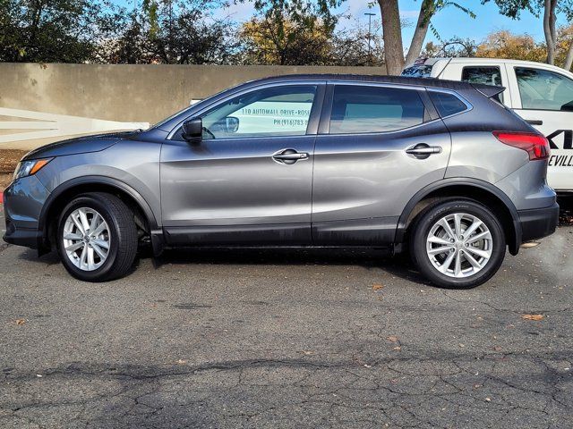 2017 Nissan Rogue Sport S