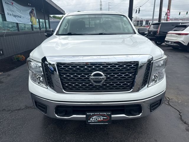2017 Nissan Titan SV