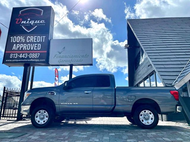 2017 Nissan Titan XD SV