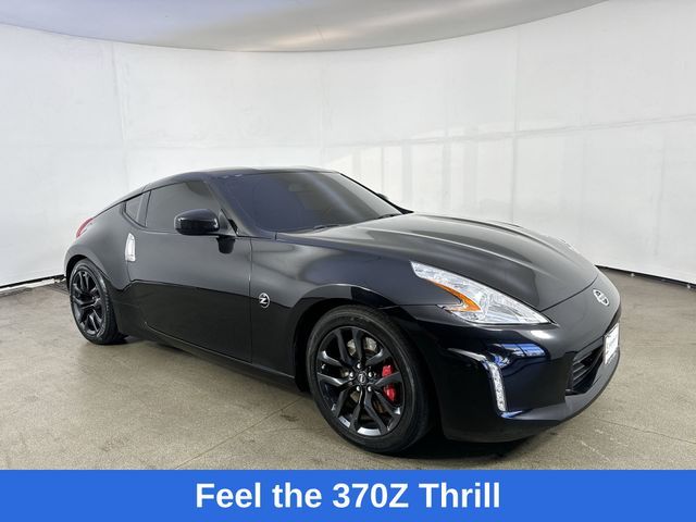 2017 Nissan 370Z Base