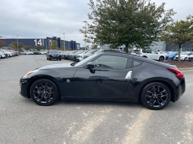 2017 Nissan 370Z Base