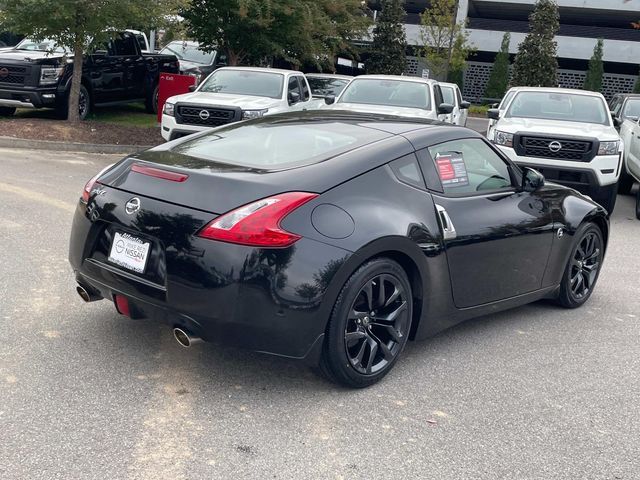 2017 Nissan 370Z Base