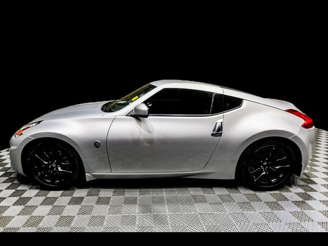 2017 Nissan 370Z Base