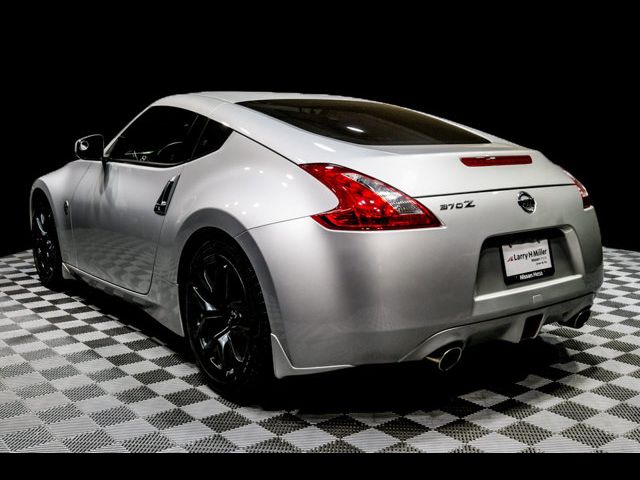 2017 Nissan 370Z Base