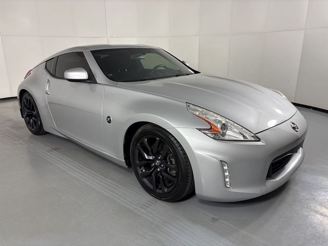 2017 Nissan 370Z Base