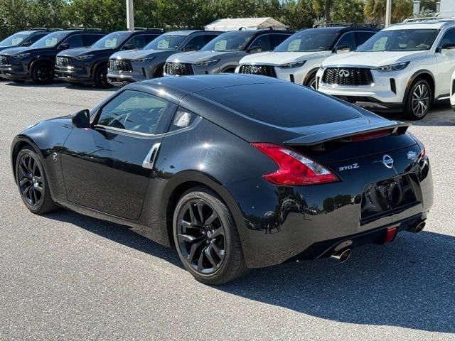 2017 Nissan 370Z Base