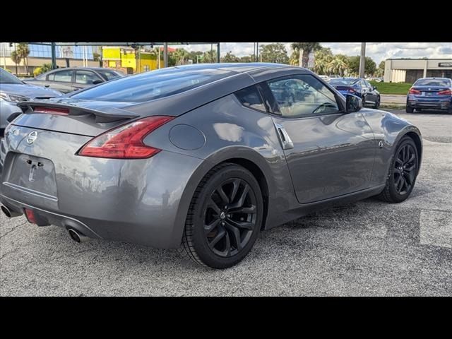 2017 Nissan 370Z Base