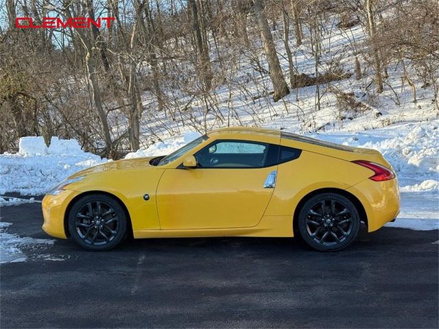 2017 Nissan 370Z Base