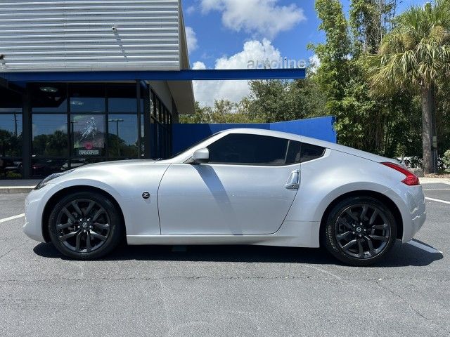 2017 Nissan 370Z Base