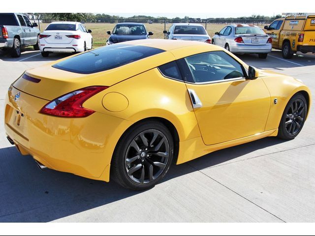 2017 Nissan 370Z Base