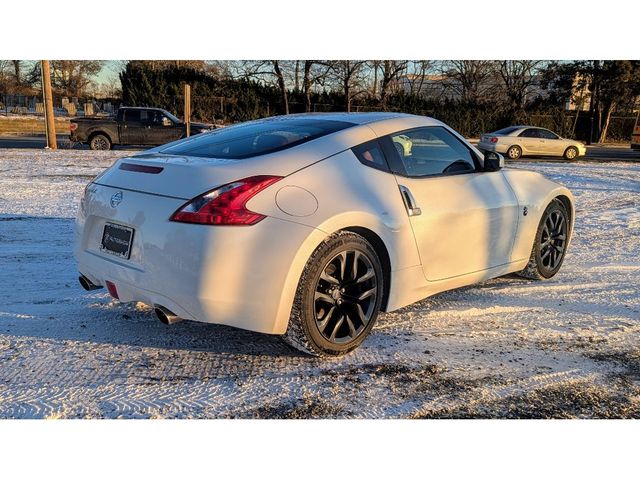 2017 Nissan 370Z Base